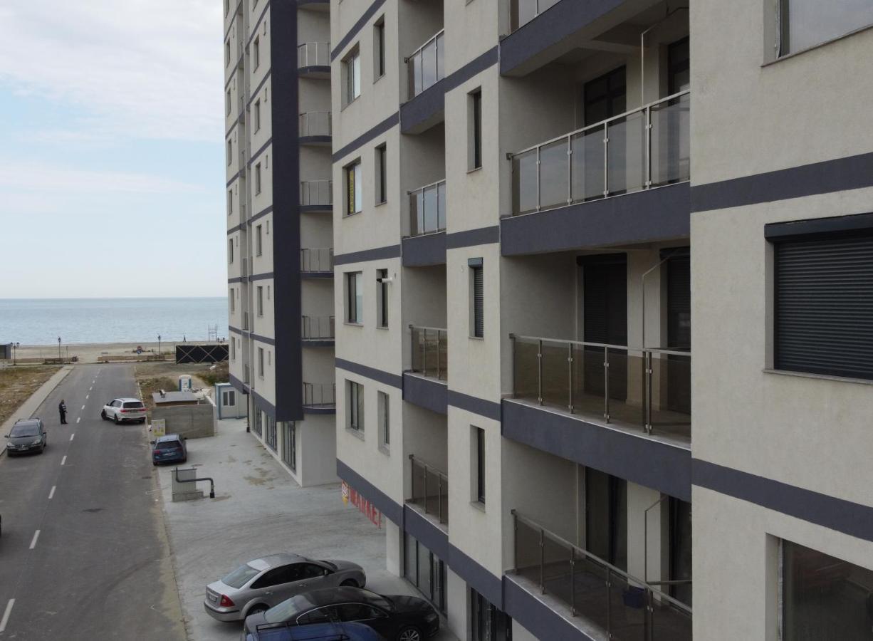 Cityapart 7 - Cazare In Mamaia Nord, Langa Plaja, Cu Vedere La Mare Нэводари Экстерьер фото